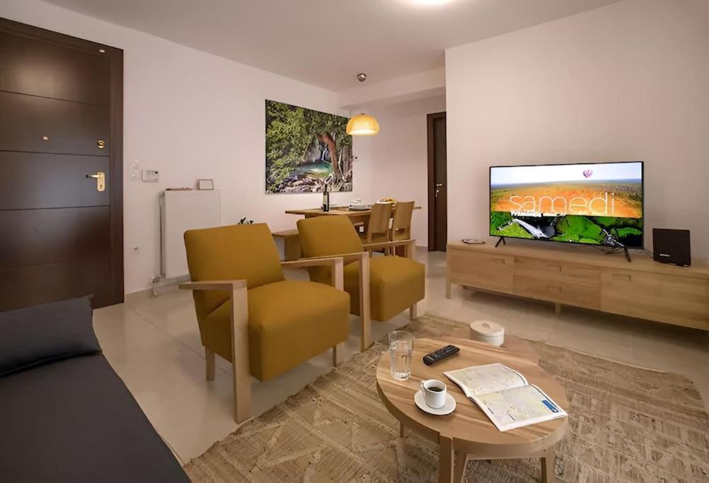 Modern Apartment In The Heart Of The City Atenas Exterior foto